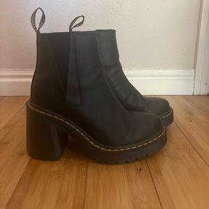 DOC MARTENS SPENCE LEATHER FLARED HEEL CHELSEA BOOTS